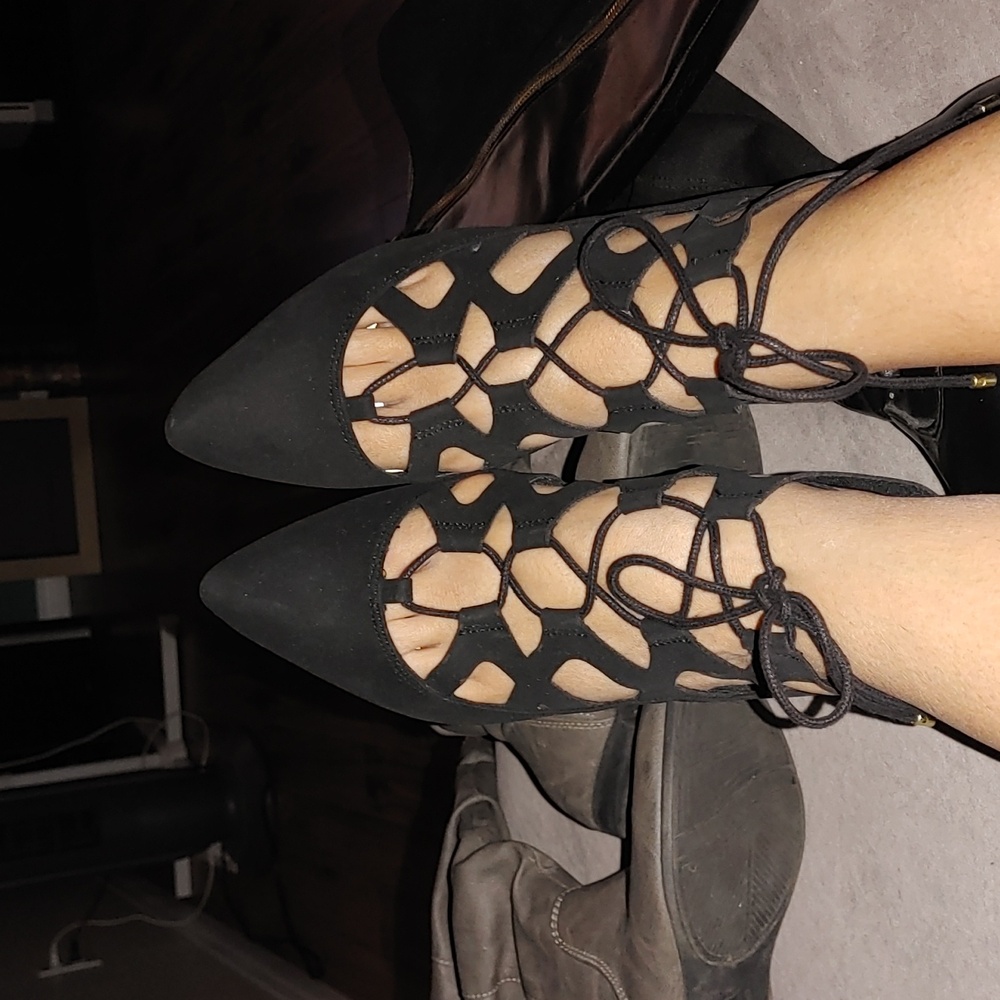Woman's never worn Flats